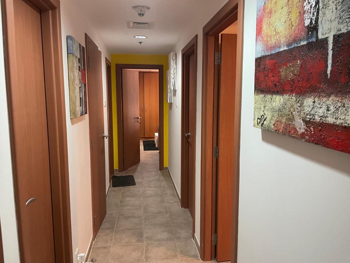Travelers Backpackers Hostel Dubai Luaran gambar