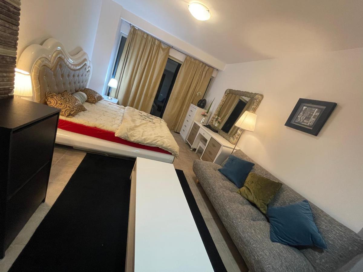 Travelers Backpackers Hostel Dubai Luaran gambar